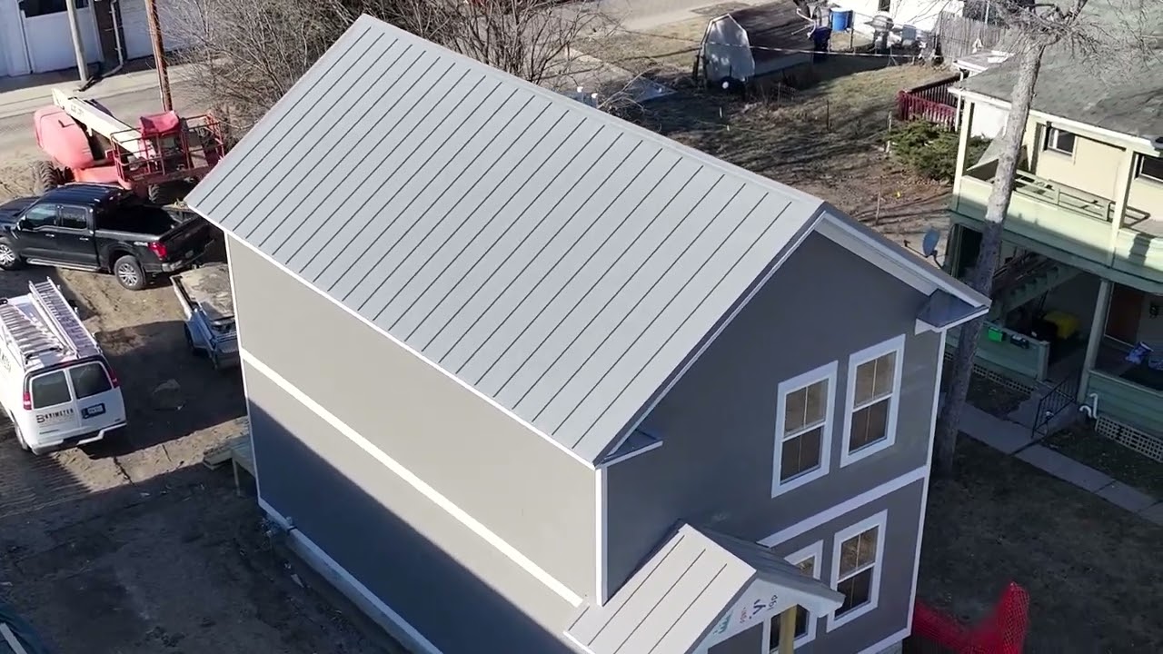 The Dubuque House