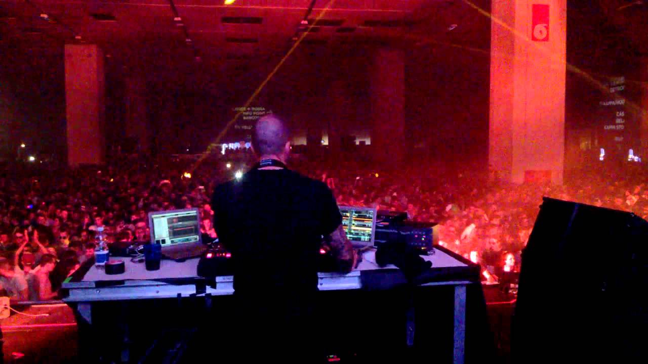 Chris Liebing live @ MOVEMENT Torino 2015