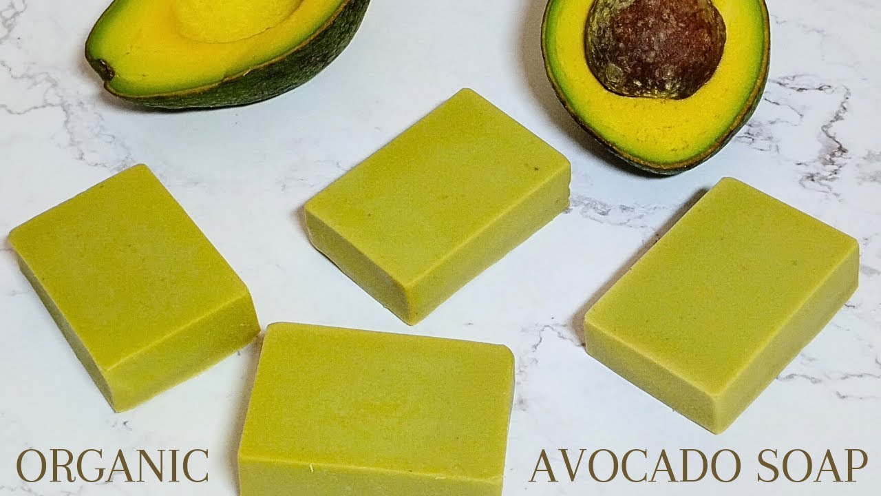 CREAMY, CONDITIONING AVOCADO 🥑 SOAP RECIPE!