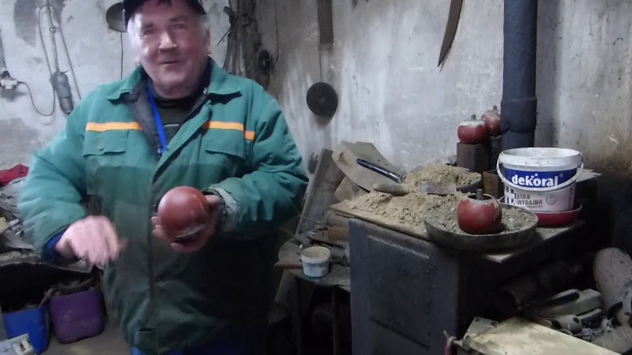 Zygmunt Zawadzki. Repliki armat z XVII w. (Pasłęk, 2019 r.).