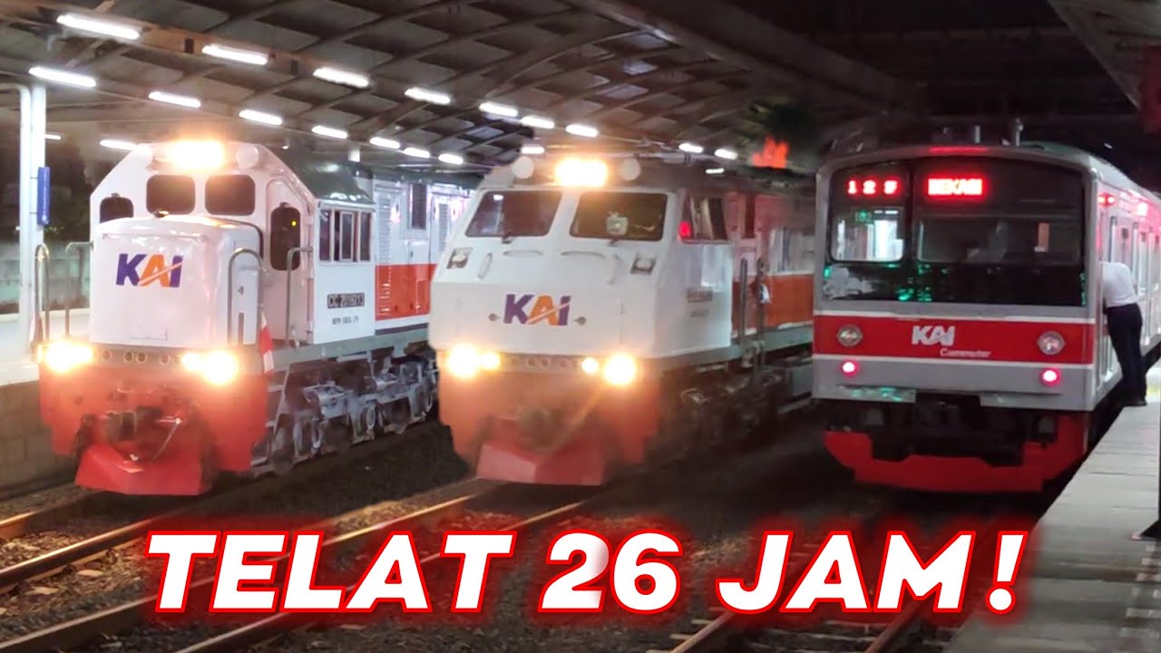KERETA ARGO TELAT 26 JAM ‼️ RAMAINYA KERETA API MALAM DI JAKARTA Imbas Argo Anggrek Anjlok di Subang