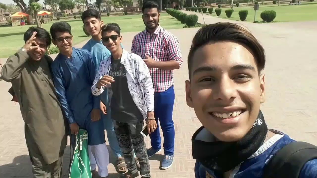 Lahore Fort - The Human Vlawgs