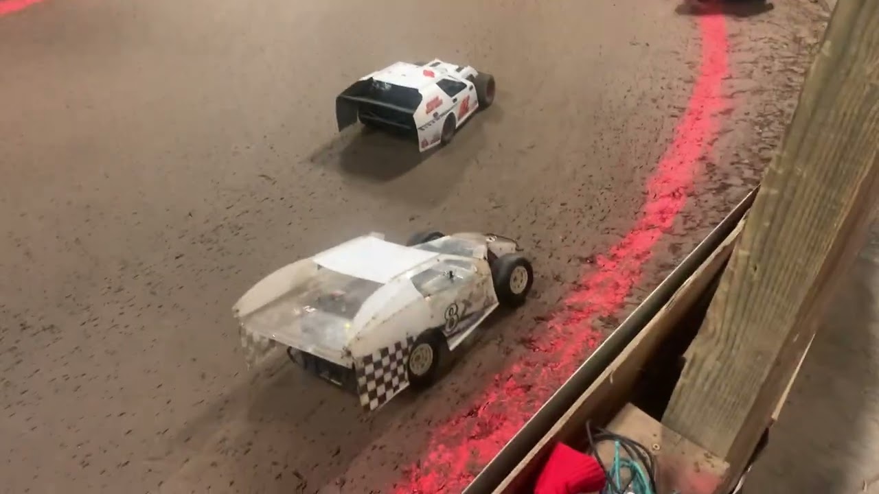 RC B Modified heat race Skip’s RC Raceway 