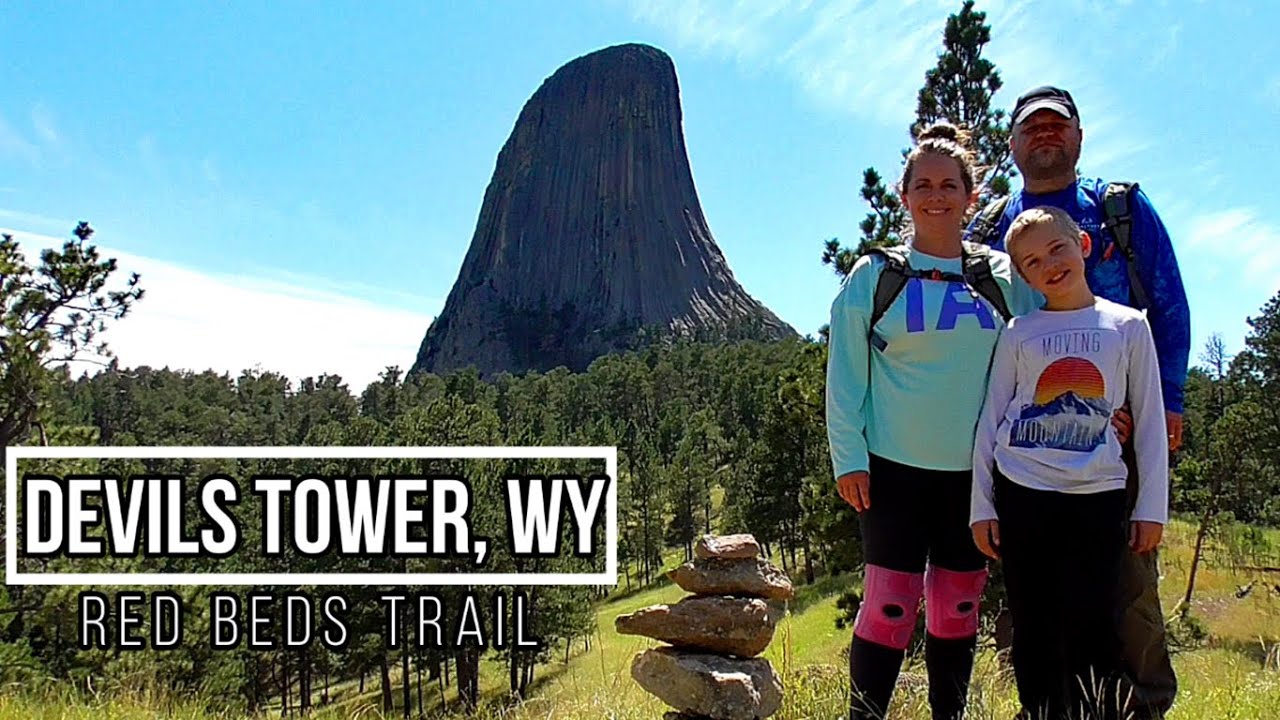 Hiking Devils Tower Wyoming - Red Beds Trail