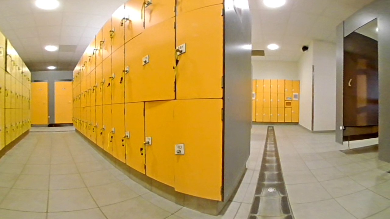 VERT MARINE - L'INOX / VESTIAIRES - 360 VR