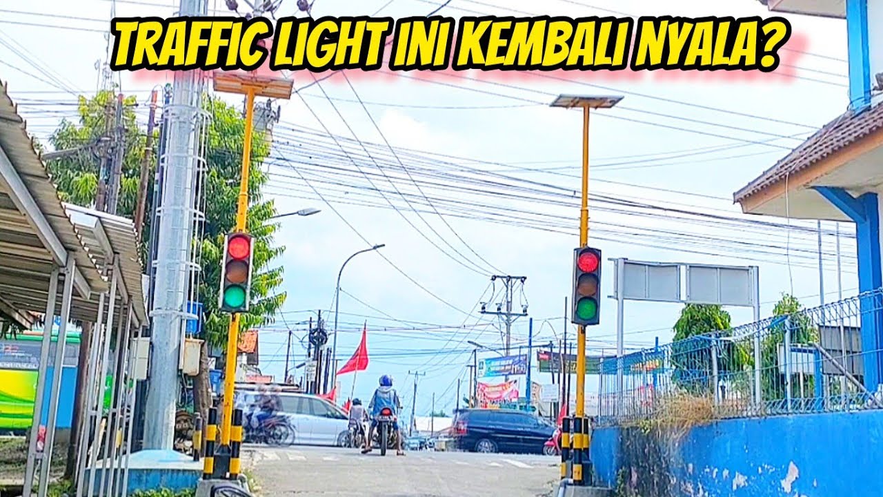 TRAFFIC LIGHT INI KEMBALI BERFUNGSI SETELAH LAMA MATI SURI? || SIMPANG PASAR SUMURPANGGANG, TEGAL