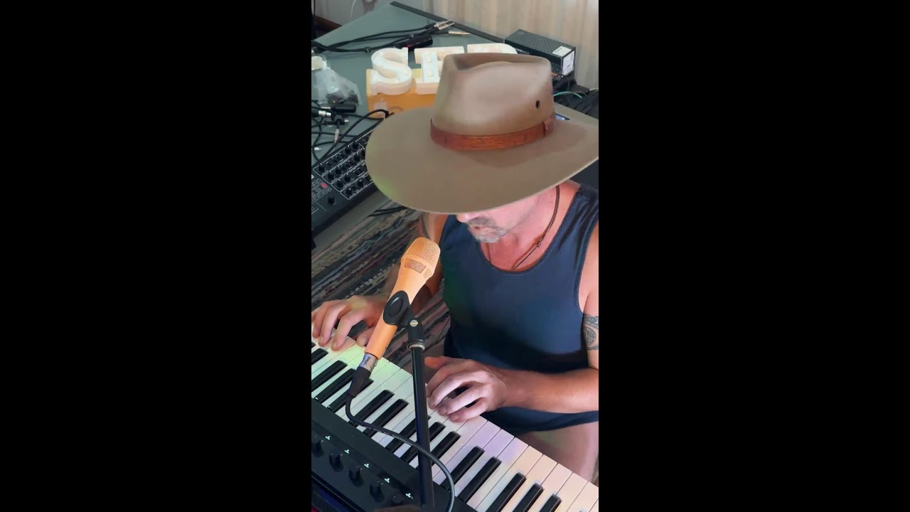 Space Electronic Disco is LIVE