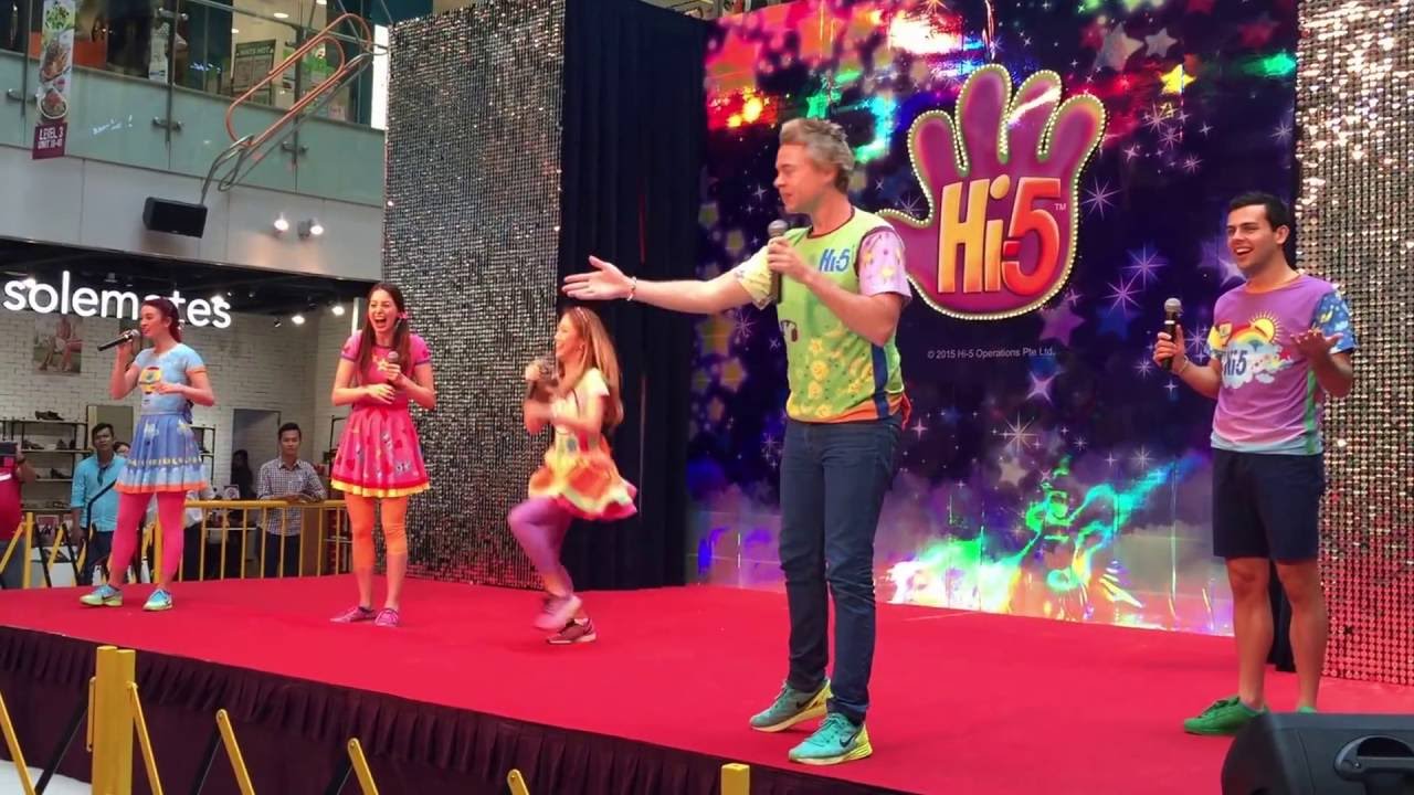 Hi-5 Casts plays 