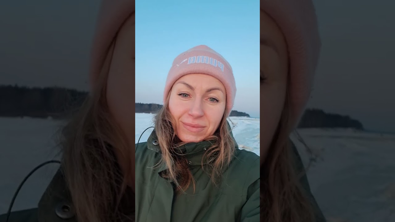 Раскол ледника ,айсберги в Рижском заливе, радость ребёнка, урчание дикой и просто побыть в моменте.