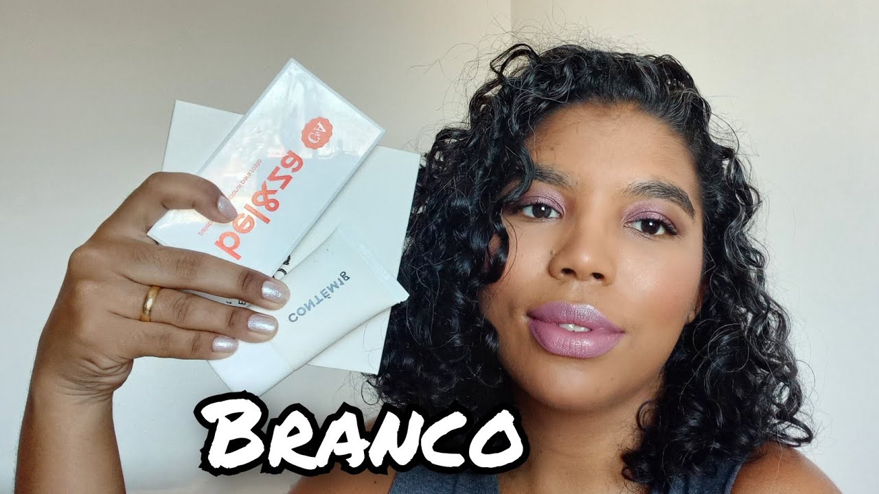 Make com produtos de embalagens BRANCAS para a cor do ano CLOUD DANCER