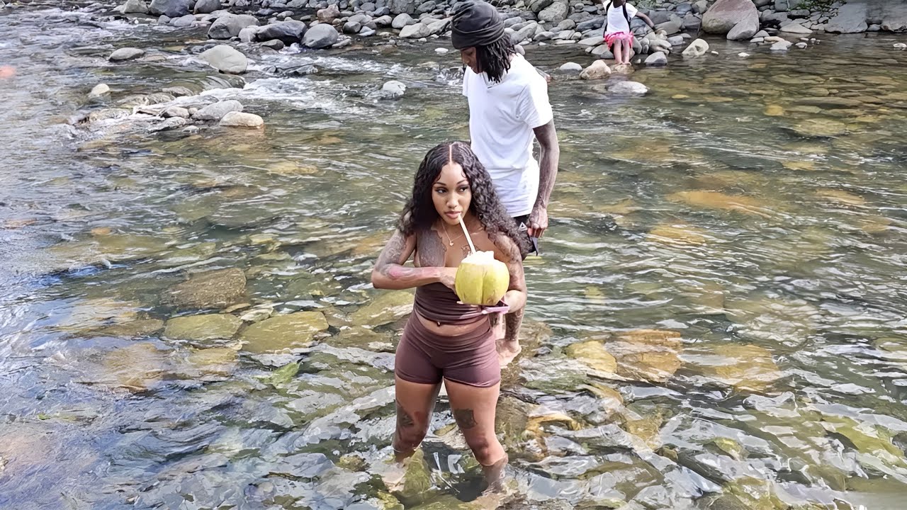 OUR FIRST TIME AT THE RAINFOREST TOGETHER😍