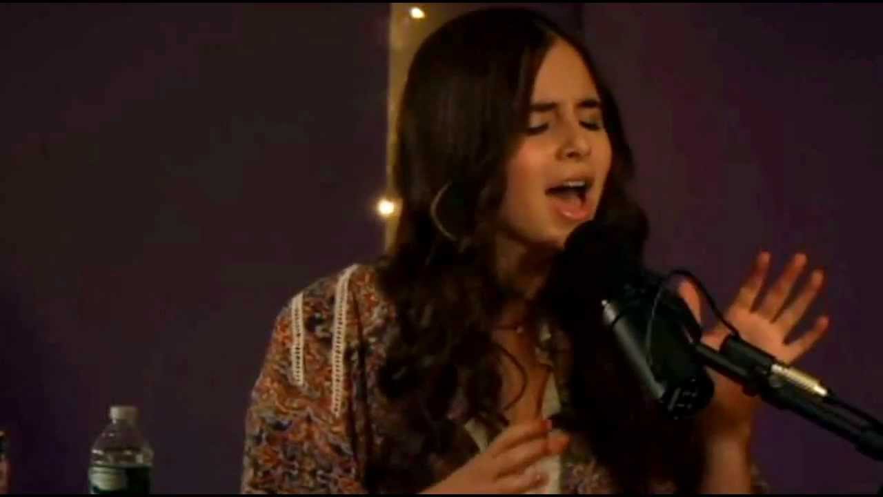 Carly Rose Sonenclar sings 