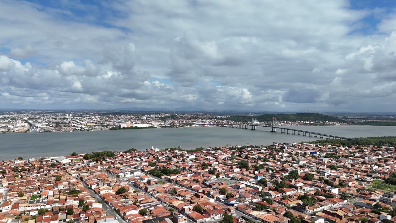 Passeio de Drone em Barra dos Coqueiros-SE