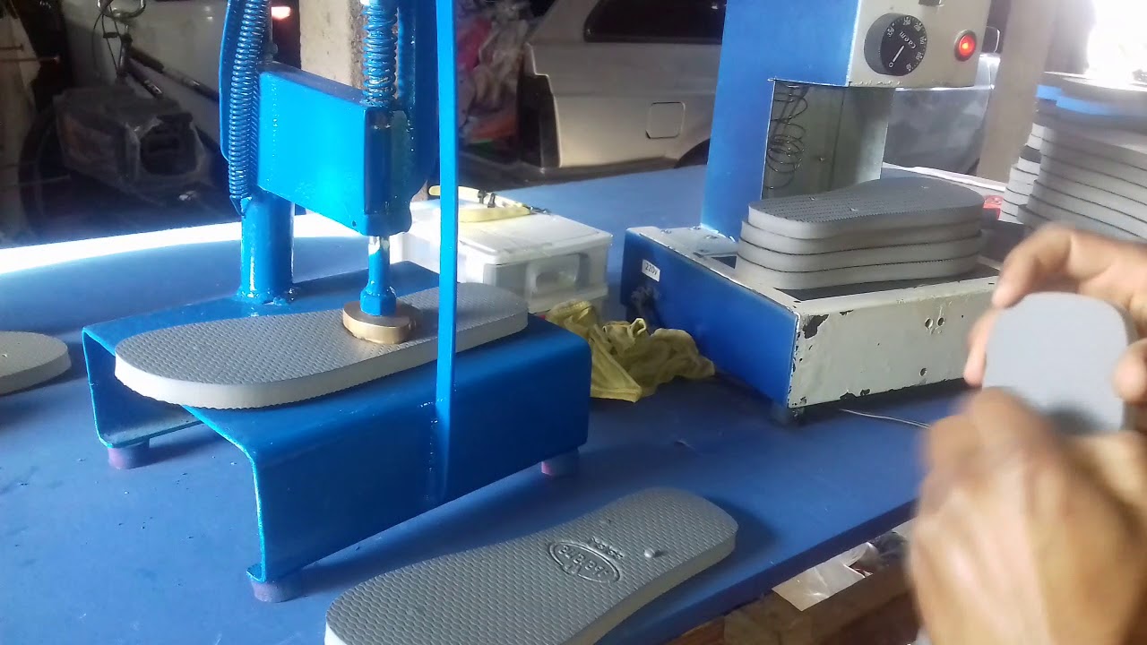 Máquina de fazer chinelo