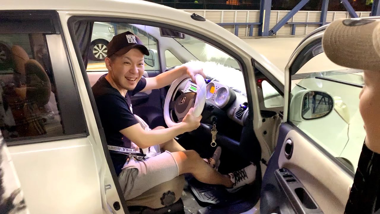 友達の車をメントスコーラで汚したので勝手にオシャレにカスタムしてあげた