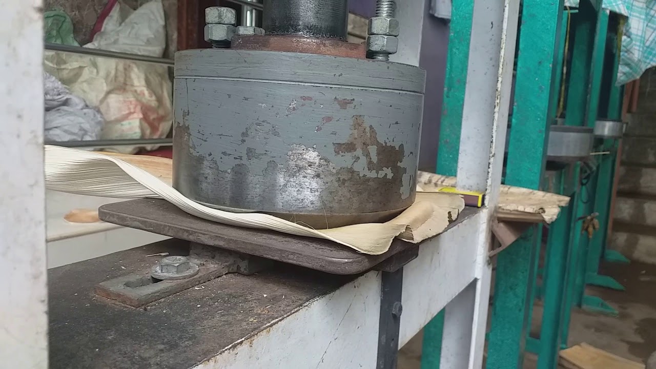 Making of areca leaf plate