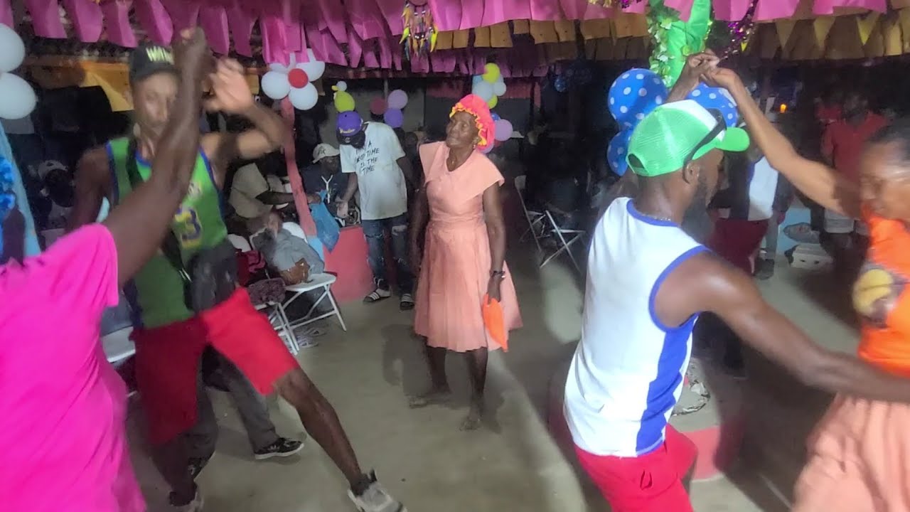 Vin Dance Mangulin / Realite Kiltirel Haitien / Baile de Mangulina En Haití 