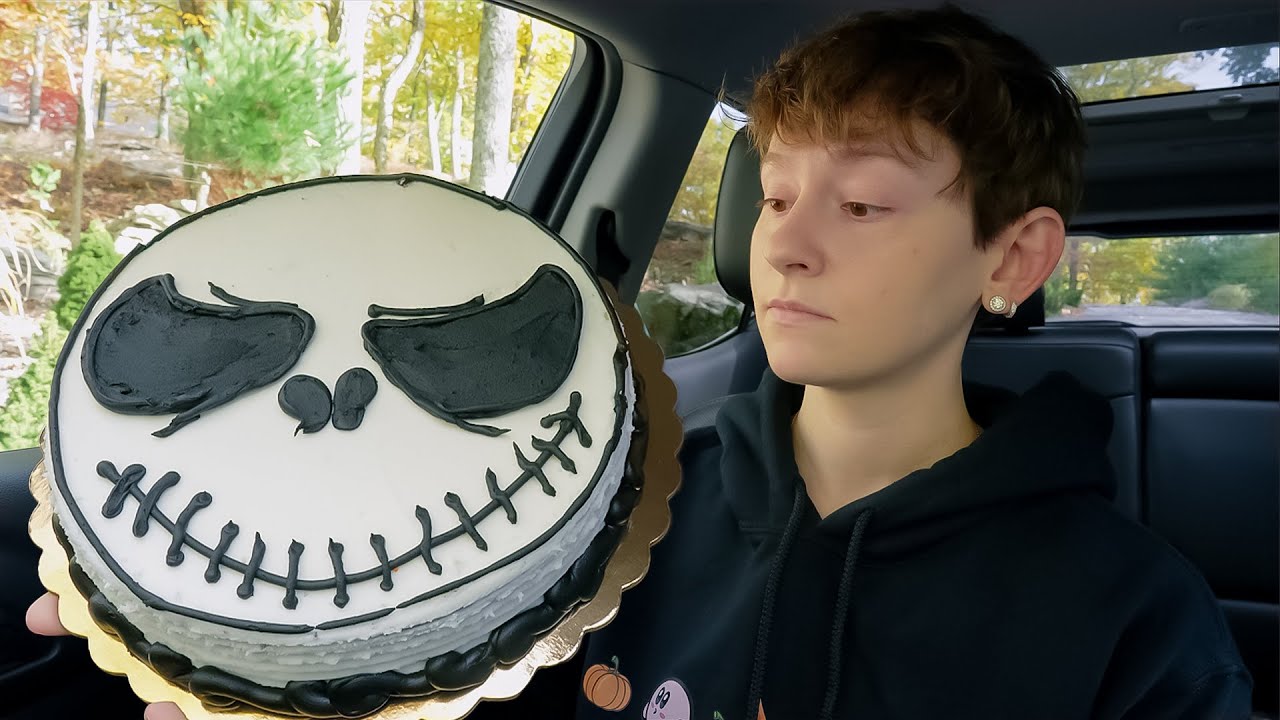 ASMR Jack Skellington Chocolate Cake Car Mukbang