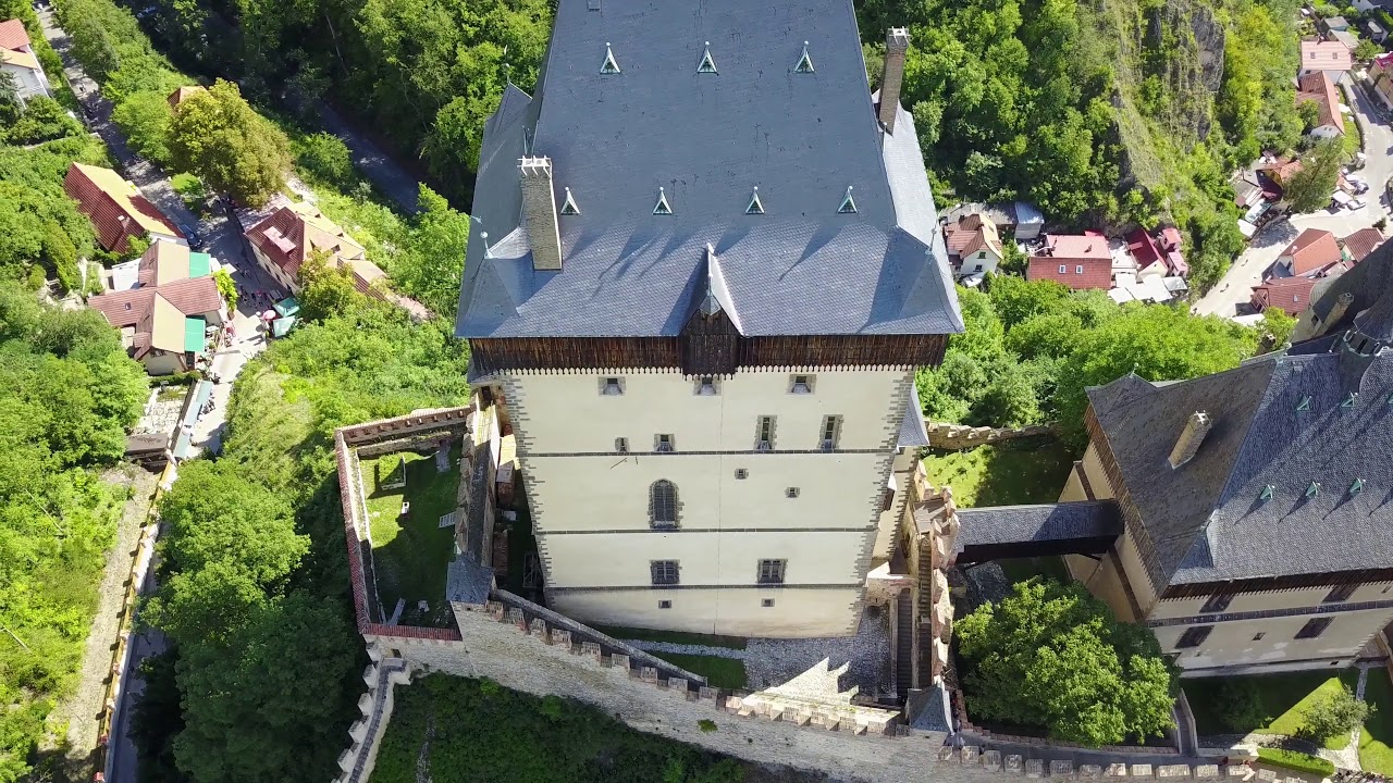 4K - hrad Karlštejn - ( dron DJI Mavick Pro )