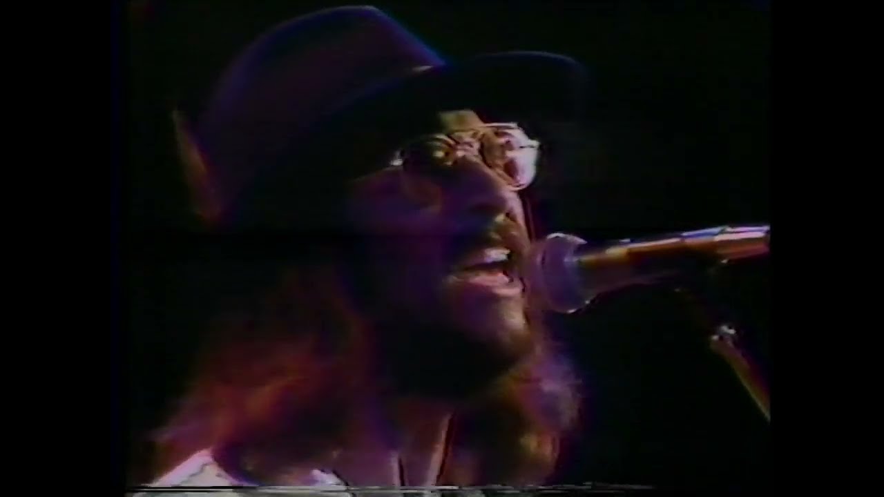 Manfred Mann's Earth Band - Spirits in The Night (Live 1976 - Midnight Special)