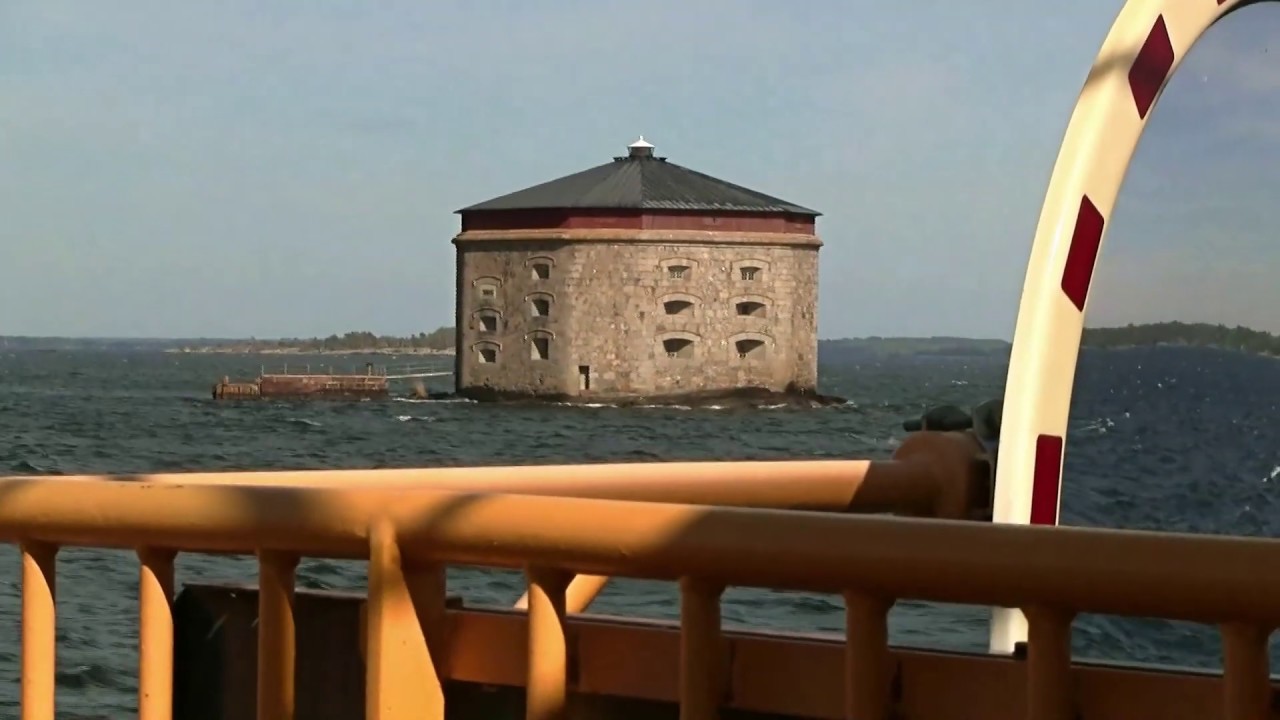 Aspöfärjan . En tur till ön Aspö  i Karlskrona skärgård.