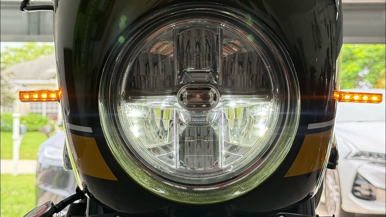 New Mods for the Z900RS(Front Sequential Blinkers)
