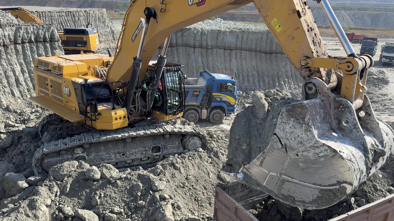 Two Buckets, Full Truck With The Cat 395 Excavator - Sotiriadis Mining Works