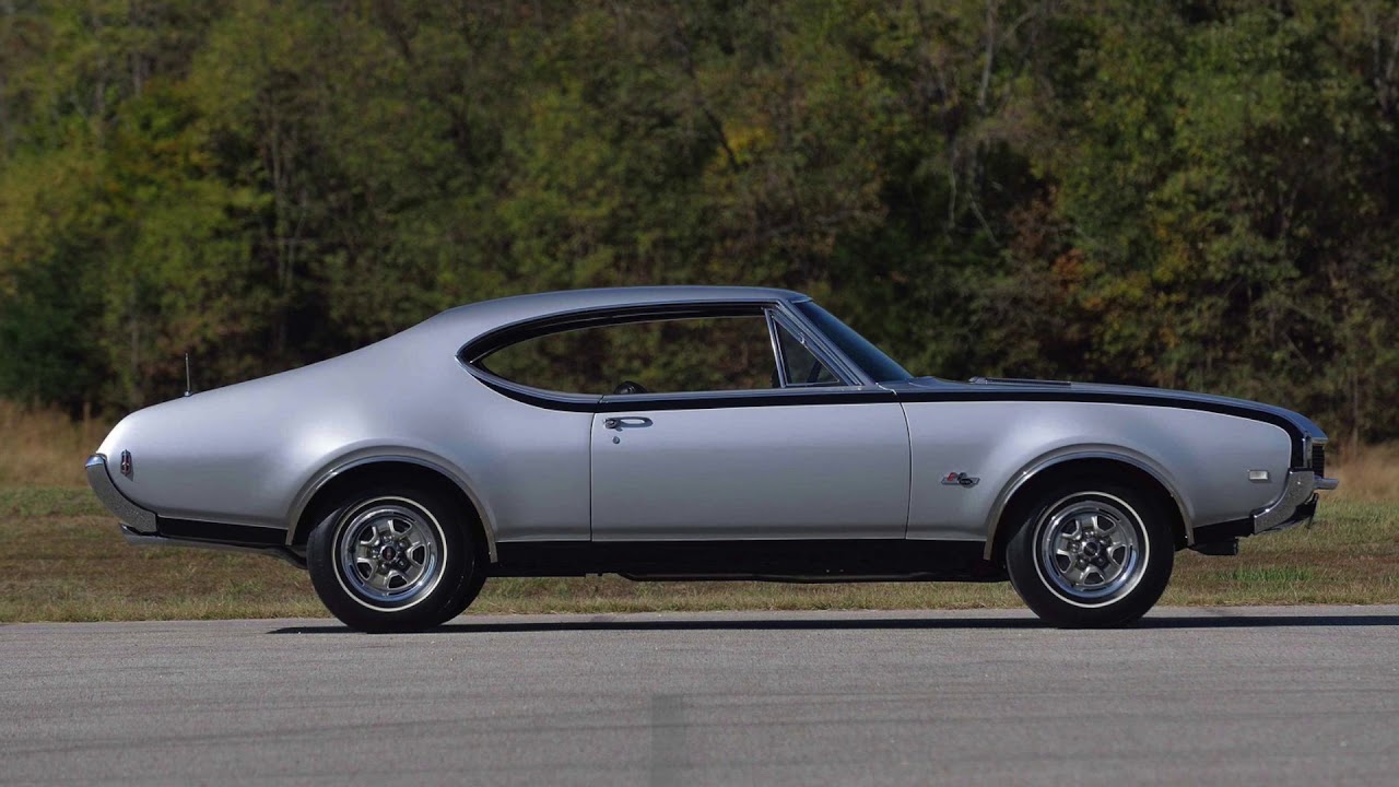Clash of the Classics - 1968 Hurst Olds