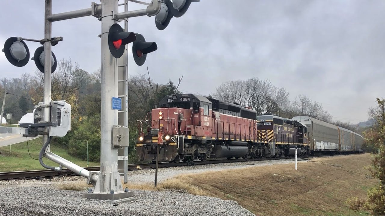 Long Auto Racks Train, Central Railroad Of Indiana, Indiana Short Line Railroad CIND