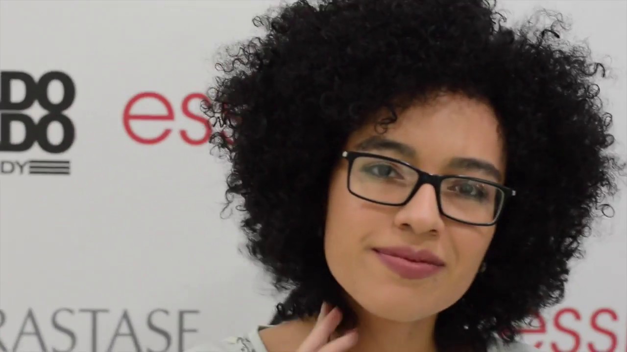 CORTE DE CABELLO RIZO PARA CREAR REDONDEZ