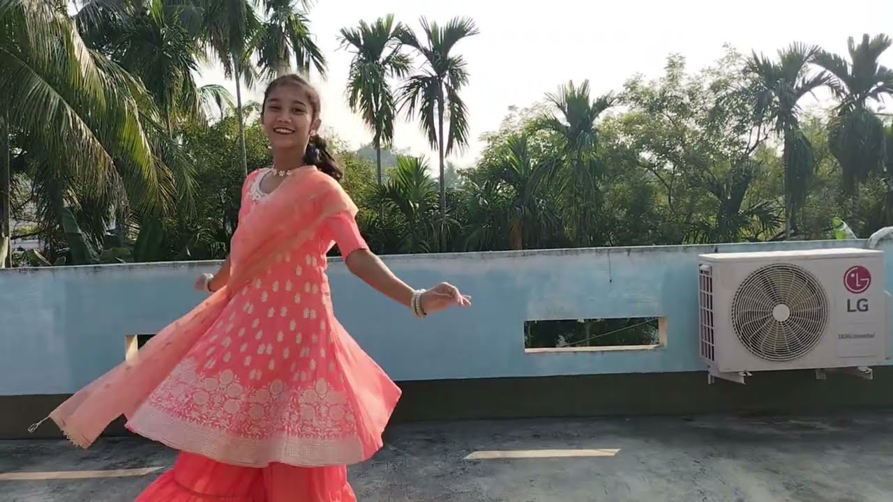 Gulabi Sharara || Kumauni Song || Dance Cover || Pragya Roy ||