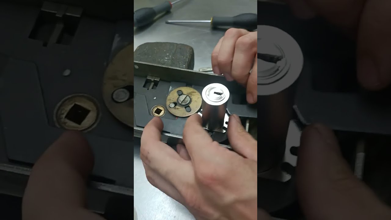 TUTO : Comment changer une serrure cylindre fichet 450 en cylindre adaptable cYc