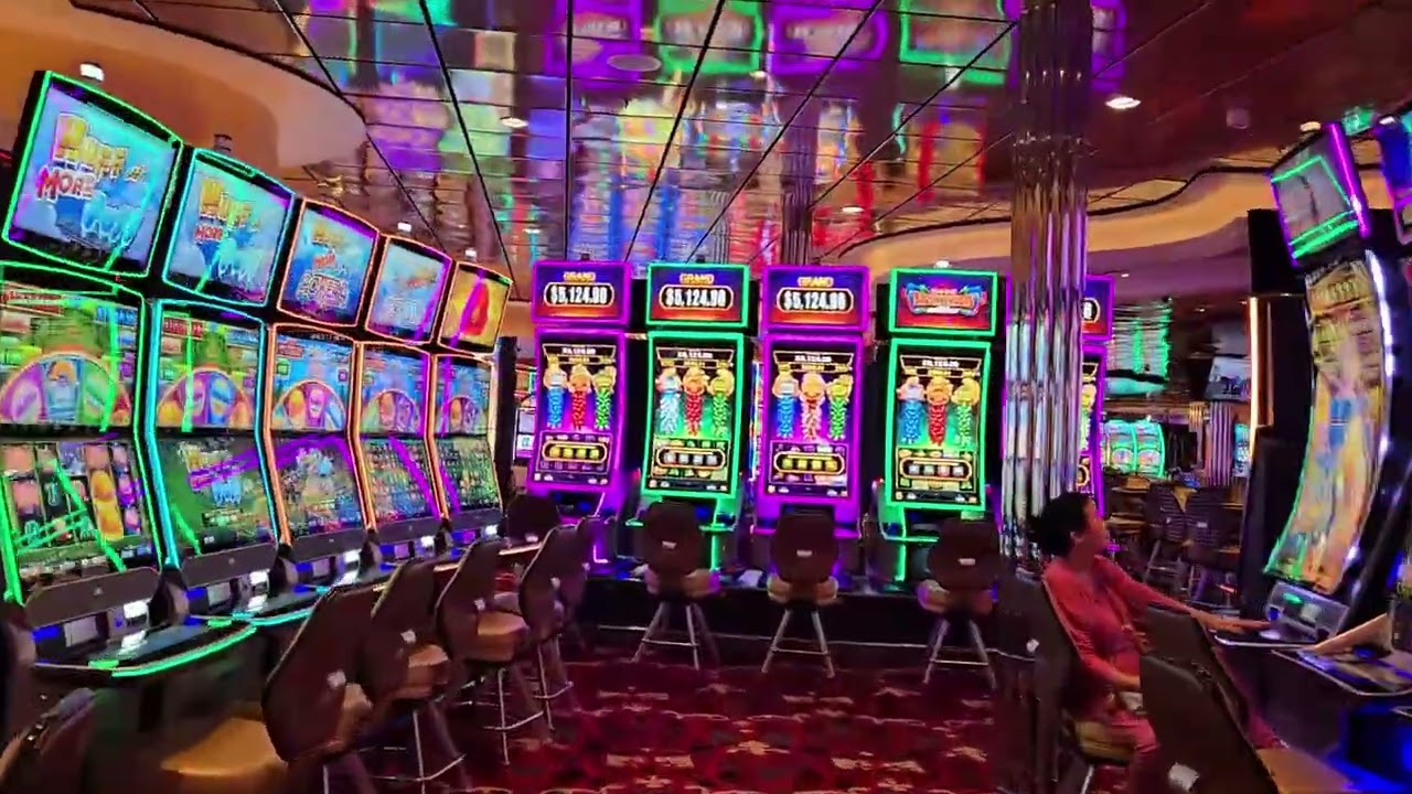 Allure of the seas deck 4
