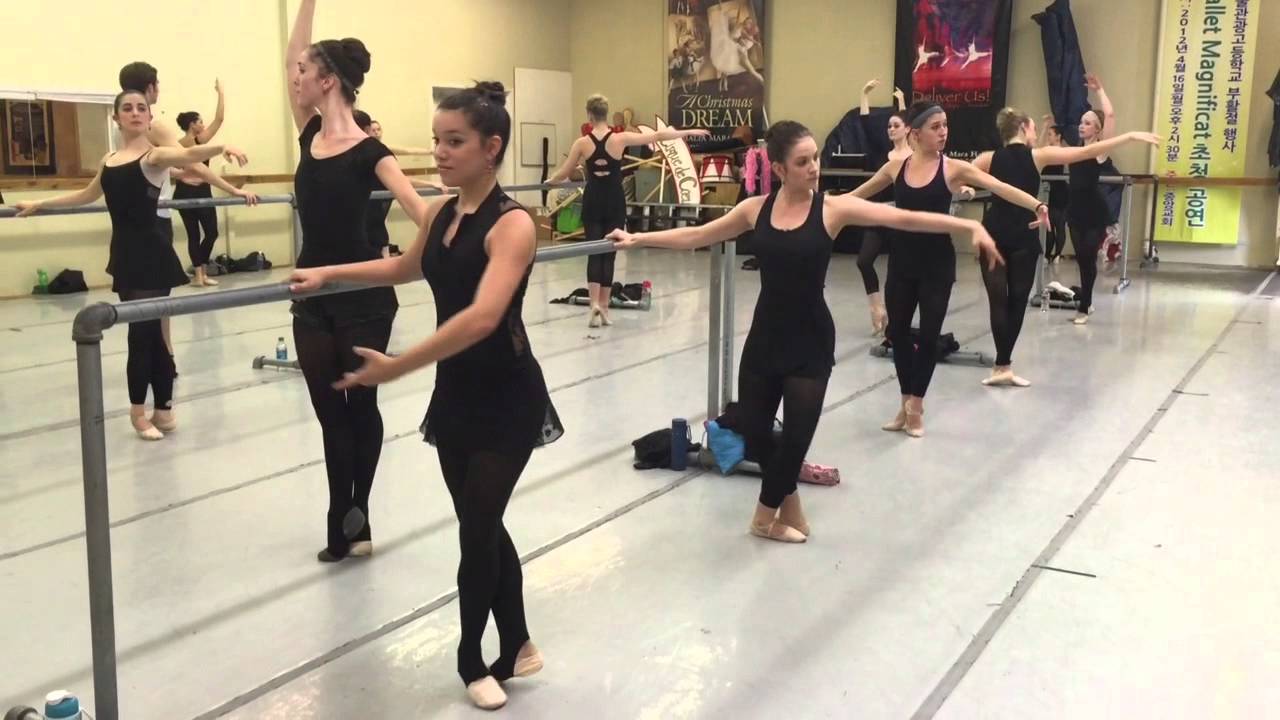 Trainee Level Ballet Technique Class - Battement Fondu Combination