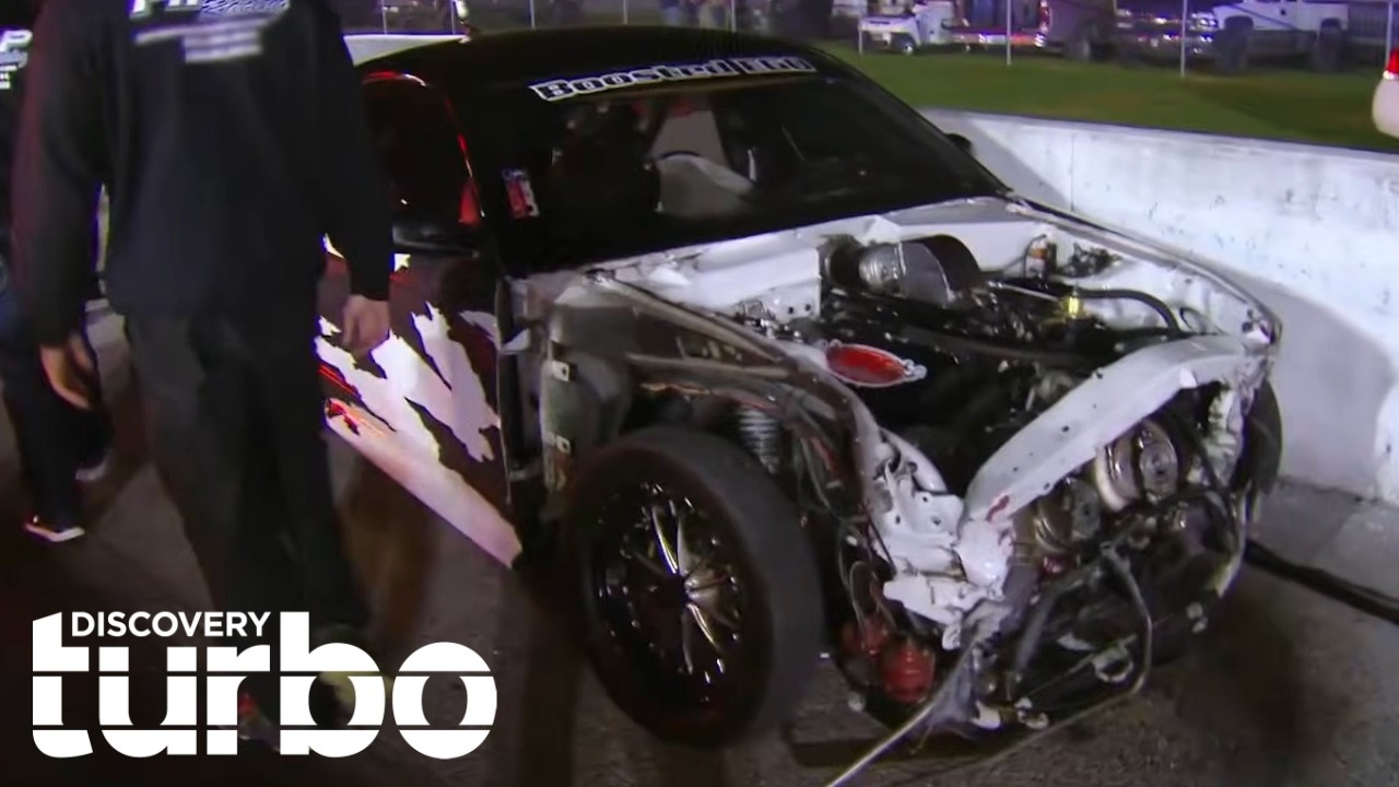 Eric B CRASHES INTO A WALL While Chasing Down Doc | Street Outlaws: No Prep Kings