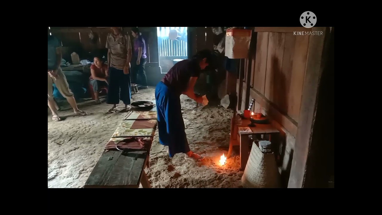 Ua Neeb kho