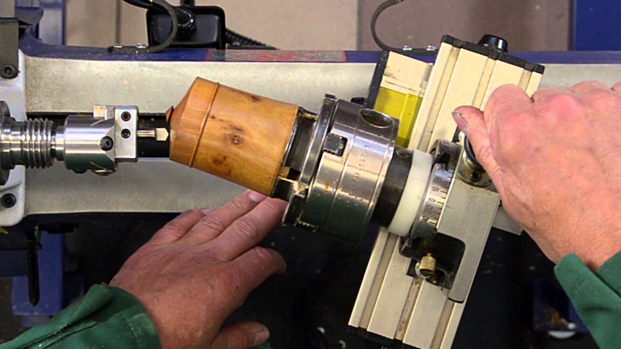 JaHo: ornamental turning device for woodturners