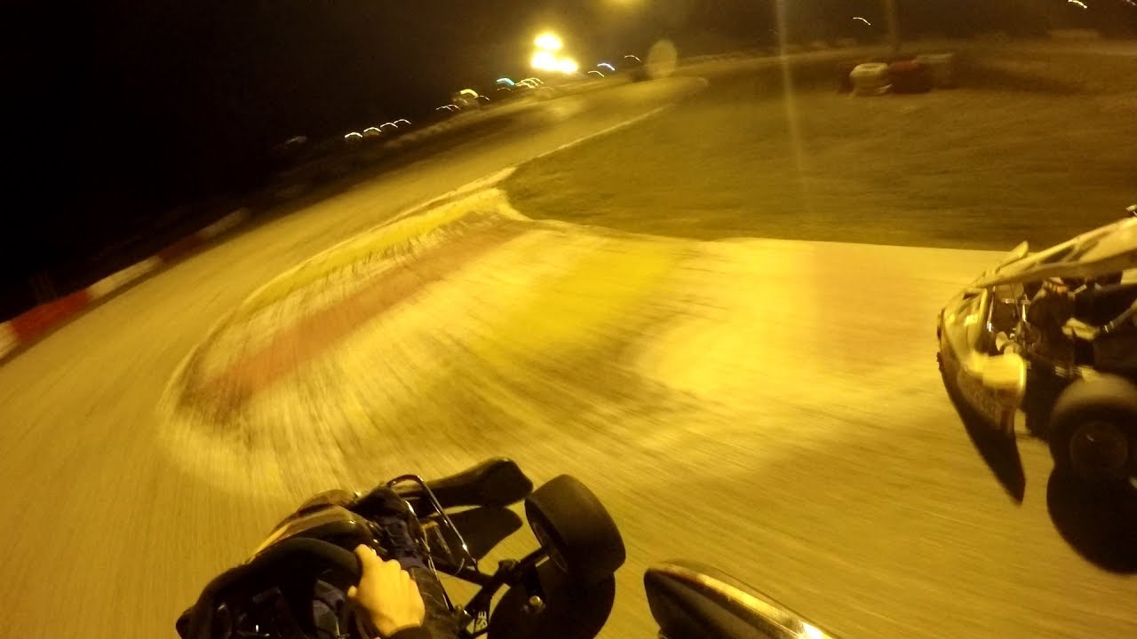Memphis Go-kart Nafplio - Κυνηγητό Αγγελική vs Θοδωρής
