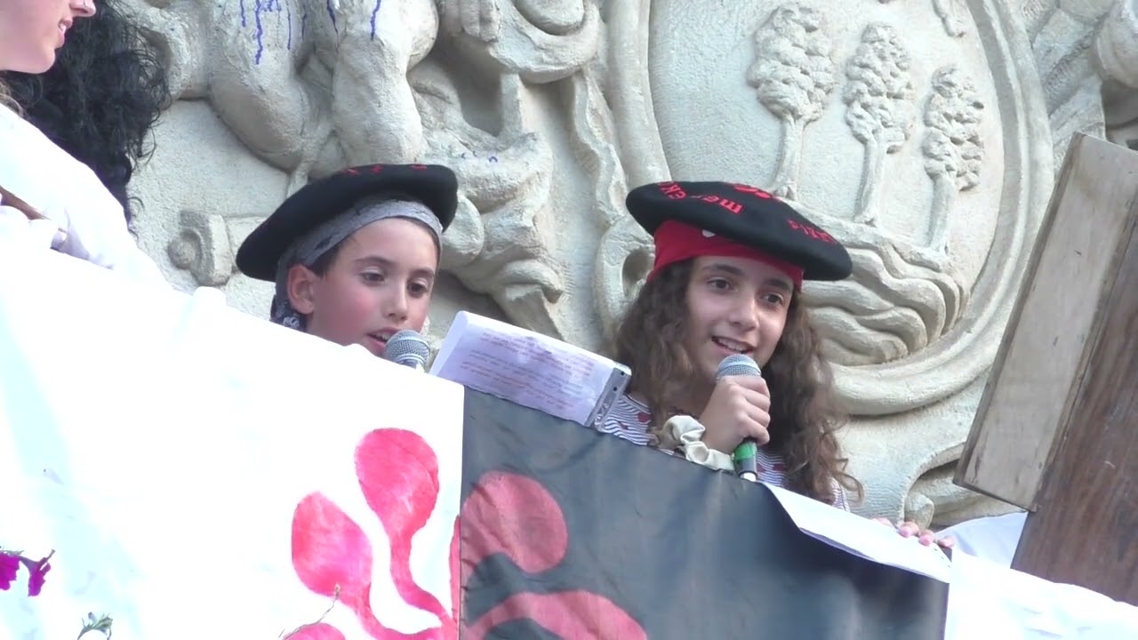 Zabarre Pirata eta Maria Labaien Lezora iritsi dira I Mendekosteak 2022