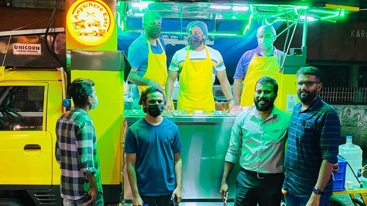 A modern food truck. A new idea from three young people in Kochi. Kochi Panampallinagar Food Truck