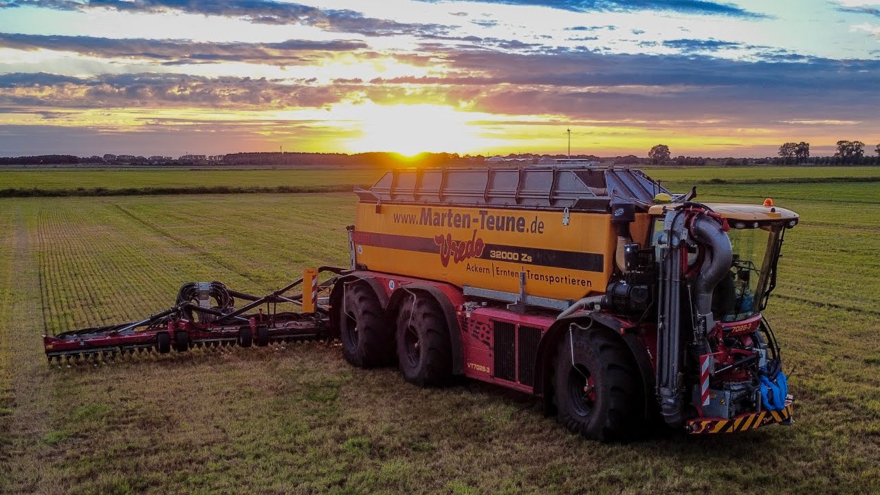 Vredo VT7028-3 mit 32000Zs + Vredo Profi XL im Grünland 
