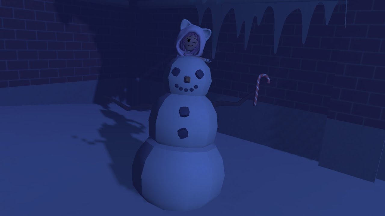 Gifting Strangers in Rec Room! (Christmas Special)