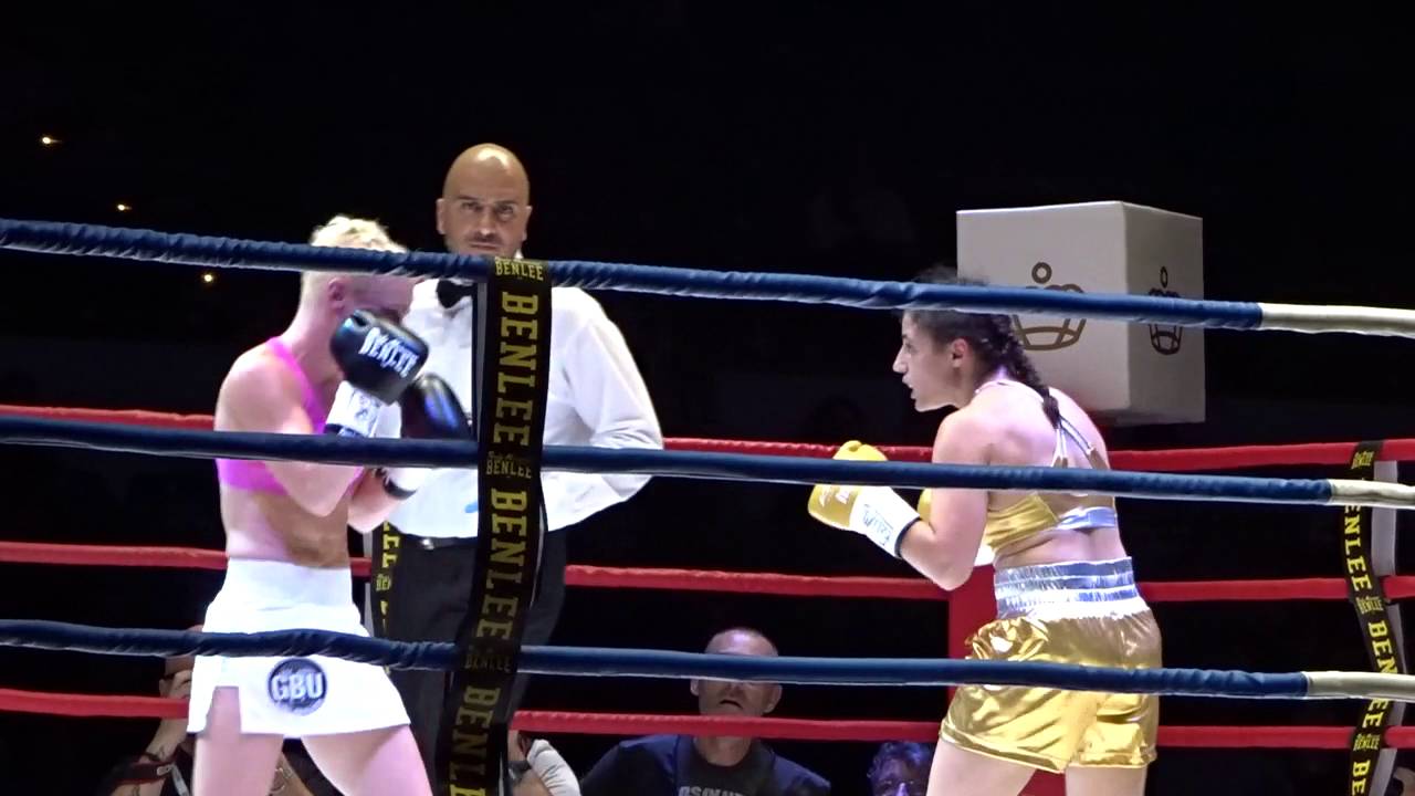 MAH00784 Susi Kentikian vs Nevenka Mikulic R3
