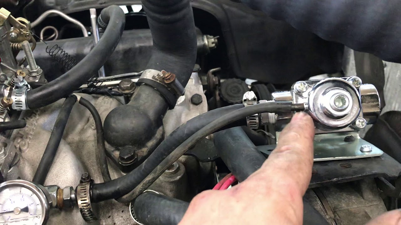 Edelbrock carb with spectra fuel pressure regulator
