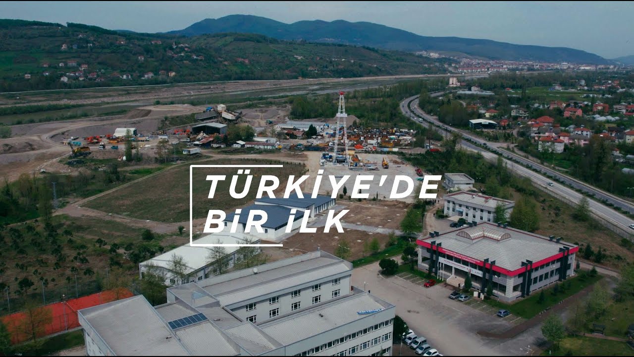 ZBEÜ Çaycuma Meslek Yüksek Okulu Yerleşkesine F-125 Tipi Sondaj Kulesi Kuruldu