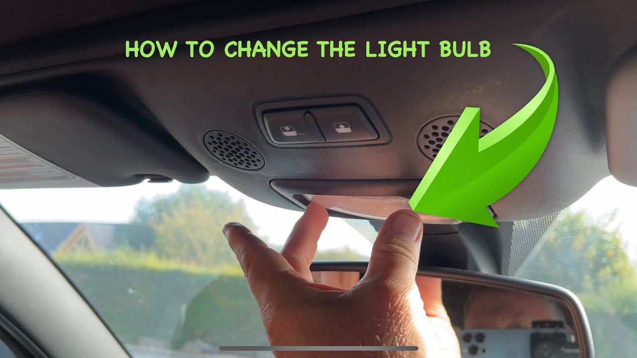 HOW TO CHANGE INTERIOR COURTESY LIGHT BULB - ABARTH 500/595