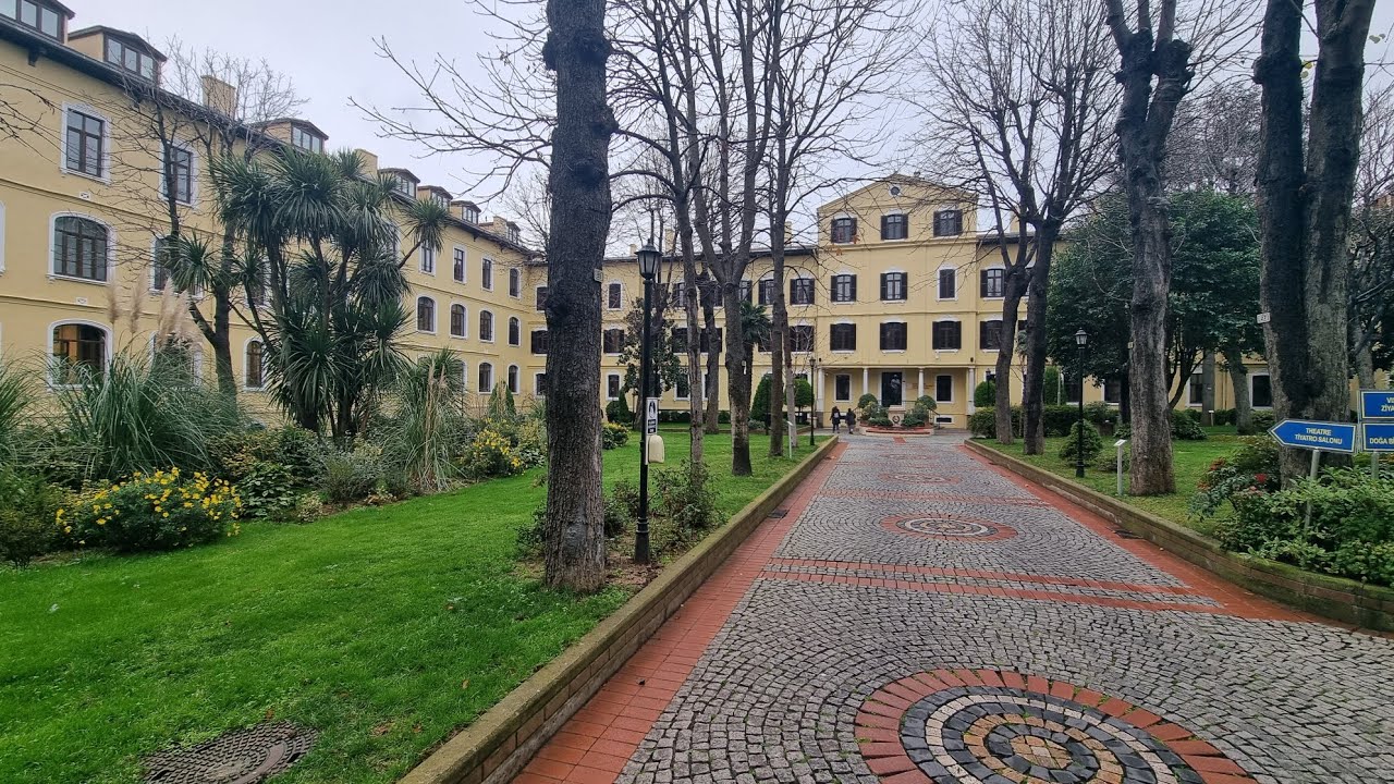 Saint-Joseph Fransız Lisesi (Saint-Joseph French High School), Kadıköy/İSTANBUL