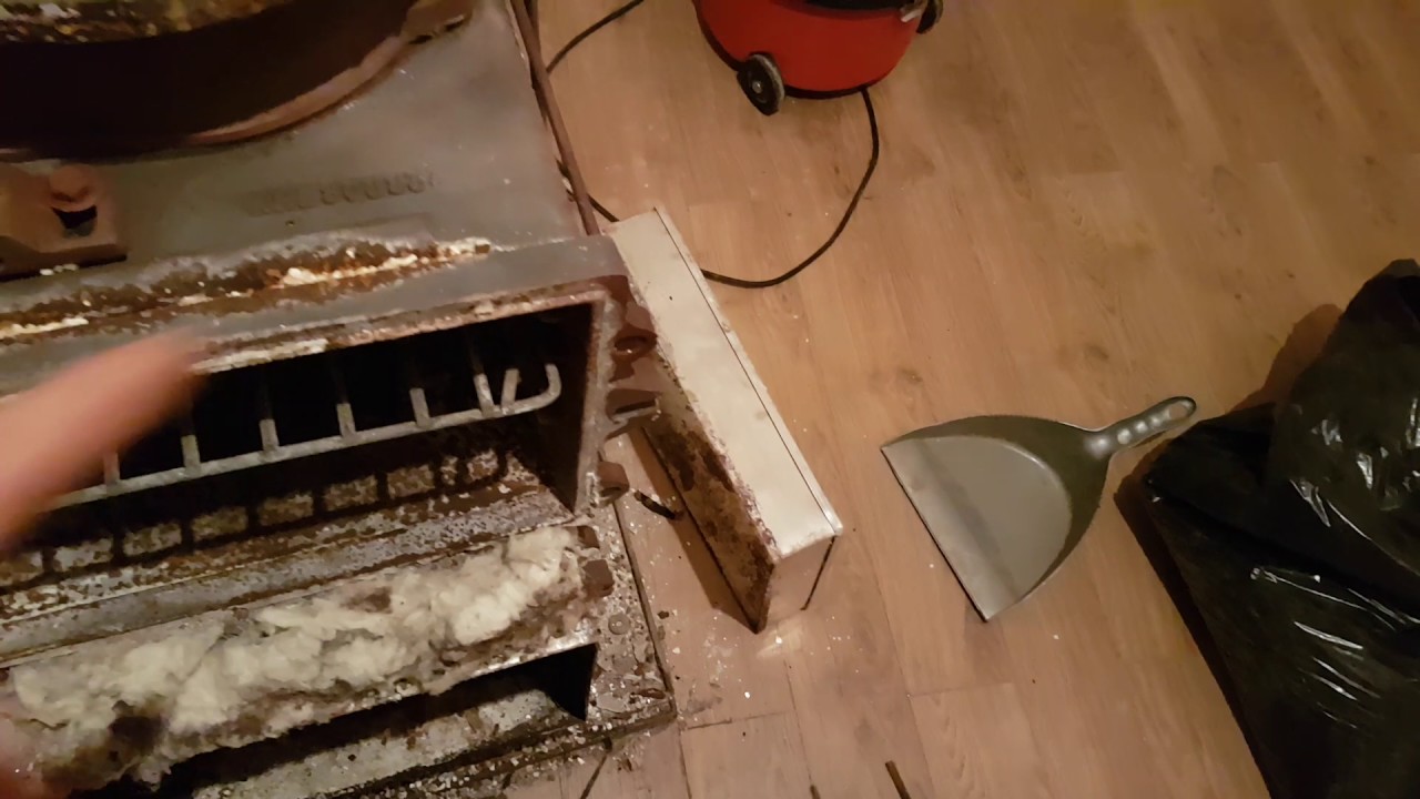 Aga Cooker Stripdown (Oil Powered) 2 of 3