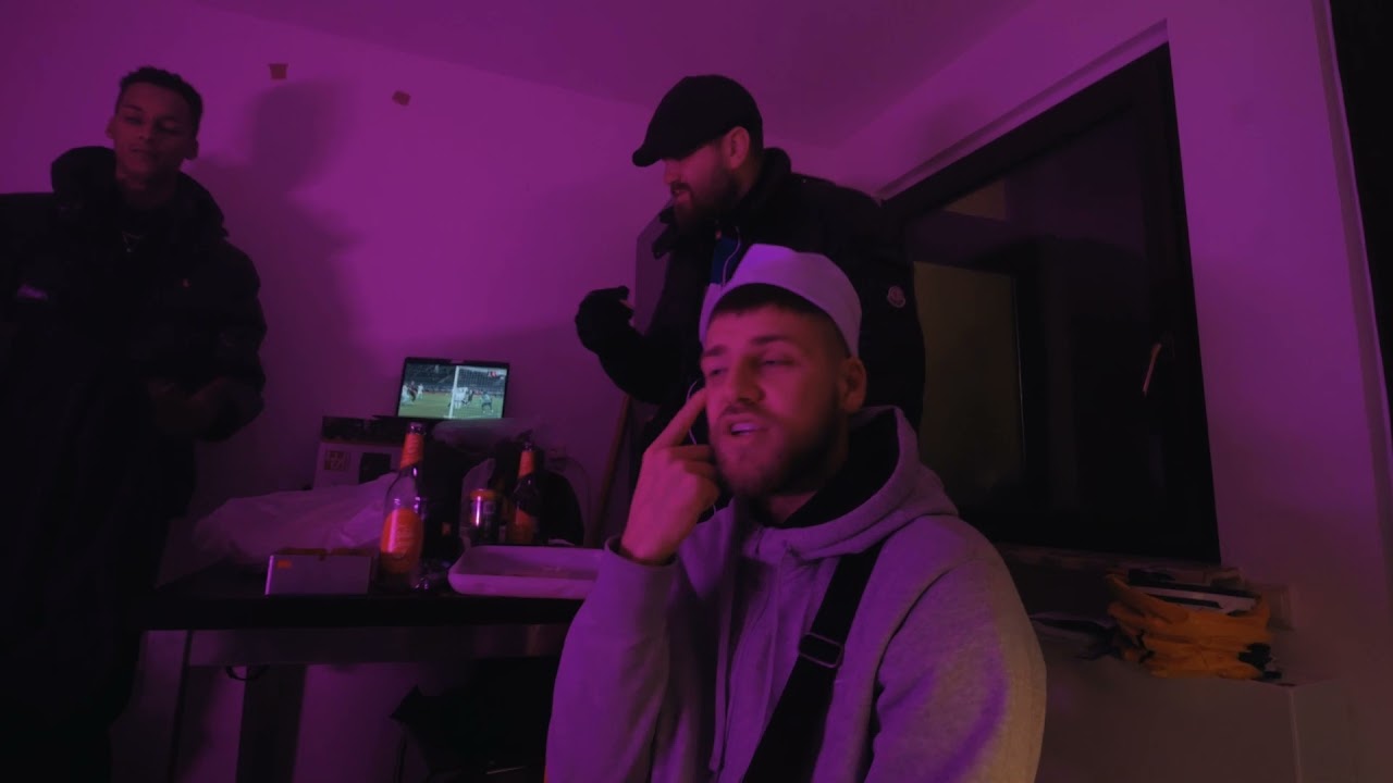 FLEX53 X G.FiT - VERSCHWENDET (PROD. 20six/ TN)