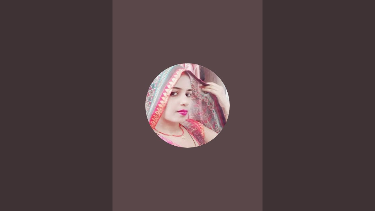 Singer  Priyanka officia is live!